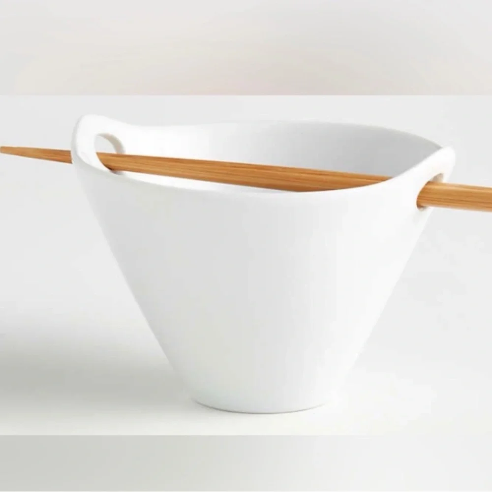 Crate&Barrel Set of 3 Kai Noodle White Ceramic Bowl with Handled Rim